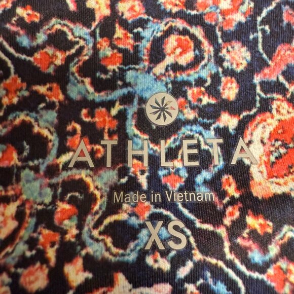 ATHLETA Women's EUC Chaturanga Capri Legging Paisley | Size XS - Picture 7 of 9